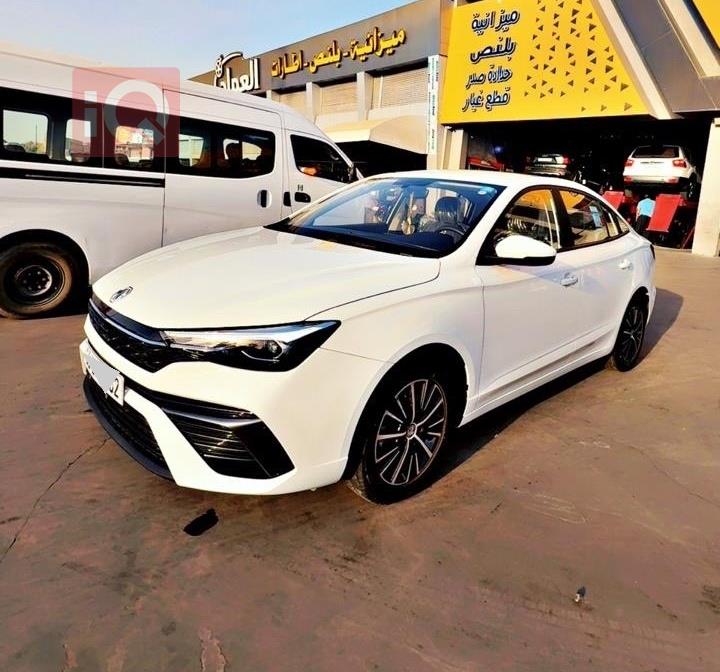 ام جي 5 بلس